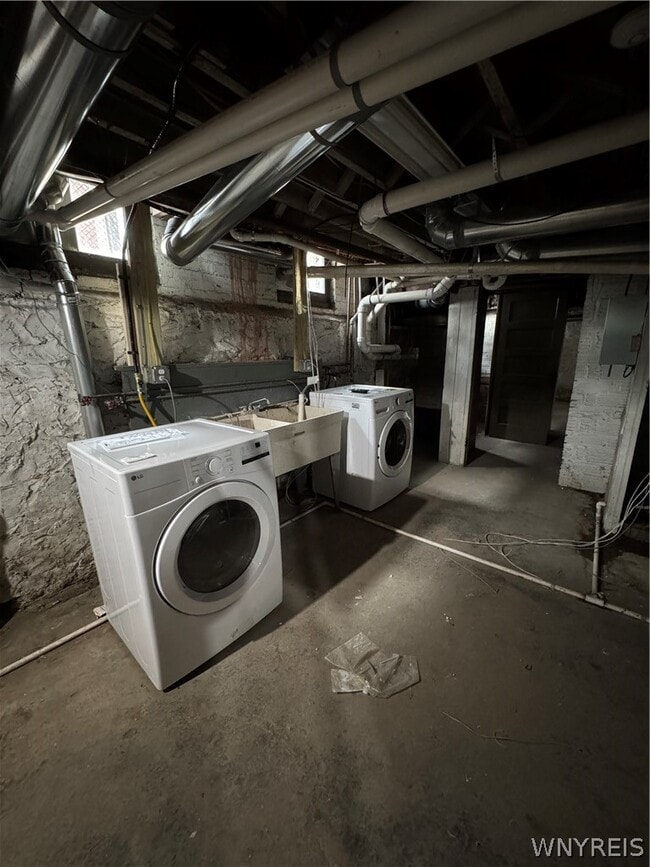 Building Photo - 85 Humboldt Pkwy