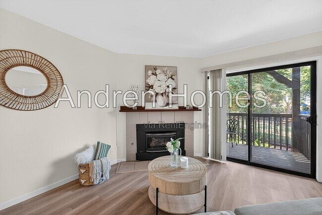 Building Photo - 79 S Branciforte Ave