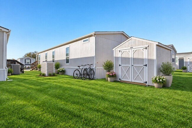 Building Photo - 1629 American Dr