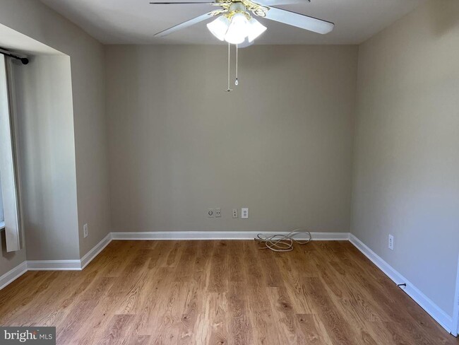 Building Photo - 1635 Westwind Way