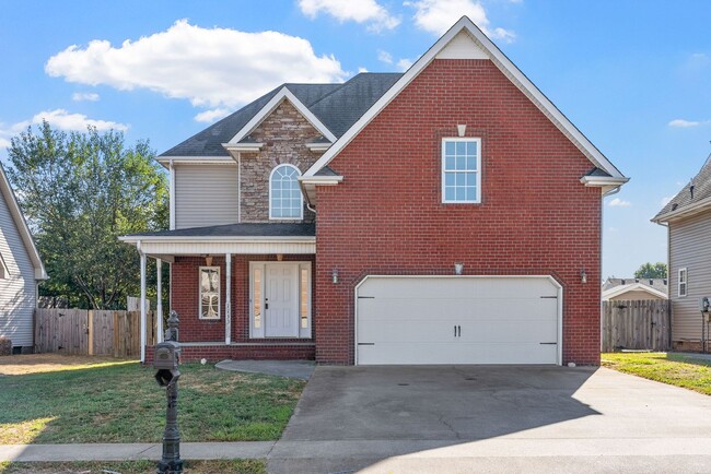 Building Photo - 4 Bedroom Pet Friendly Home For Rent!