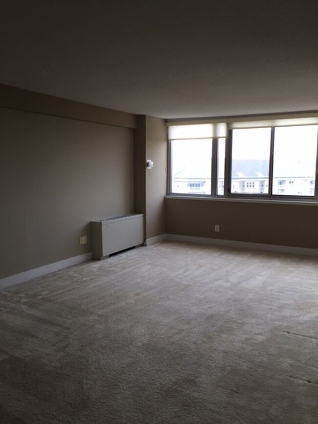 Building Photo - A spacious two bedroom, one bath apartment...