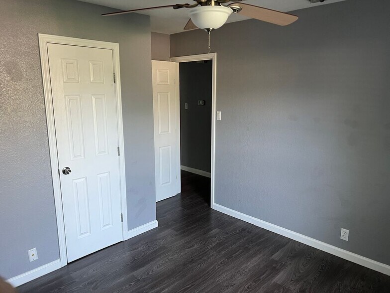 Building Photo - 2301 Tern Cir