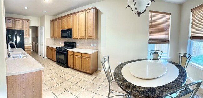 Building Photo - 3723 Tumbling Falls Dr