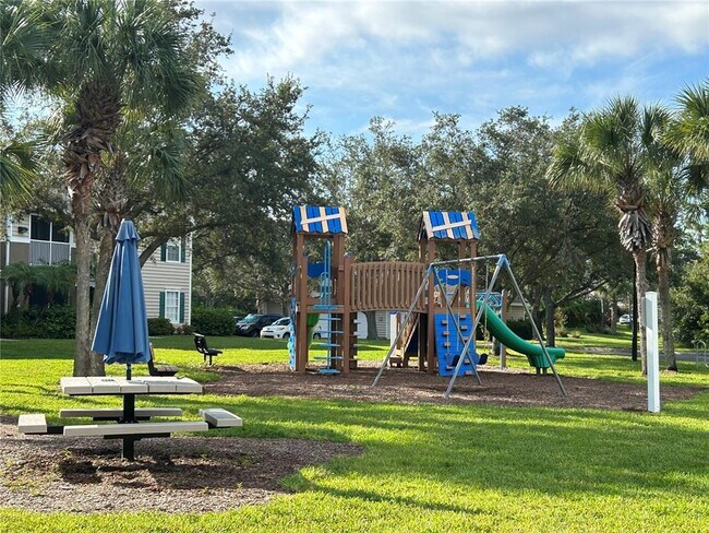 Building Photo - 7411 Vista Way