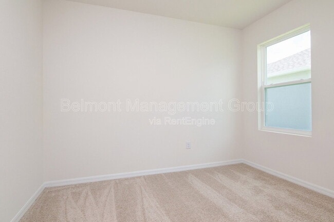 Building Photo - 4228 Looking Glass Pl