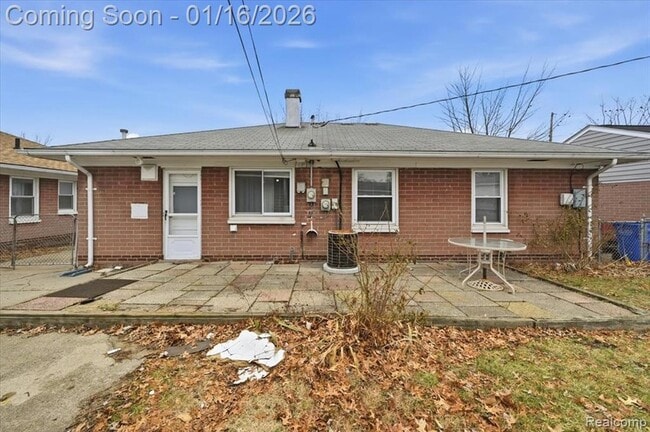 Building Photo - 1198 E Hudson Ave