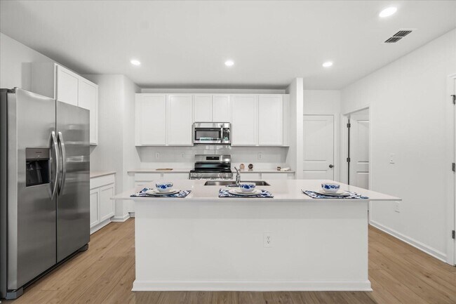 Building Photo - 5100 Clay Whaley Rd