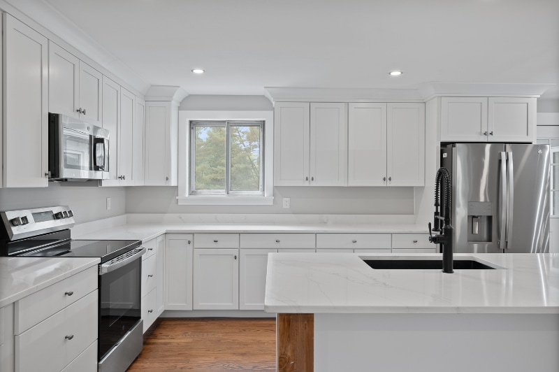 Building Photo - 9149 Wintergreen Dr