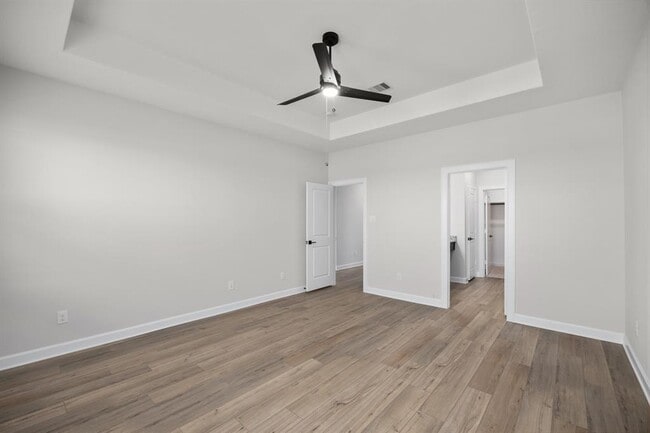 Building Photo - 3206 Banyan Dr