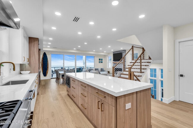 Building Photo - 3580 Ocean Terrace