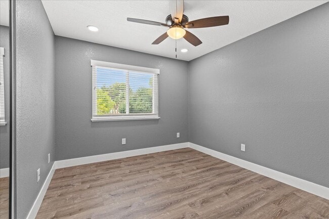 Building Photo - 3201 Ventana Hills Dr