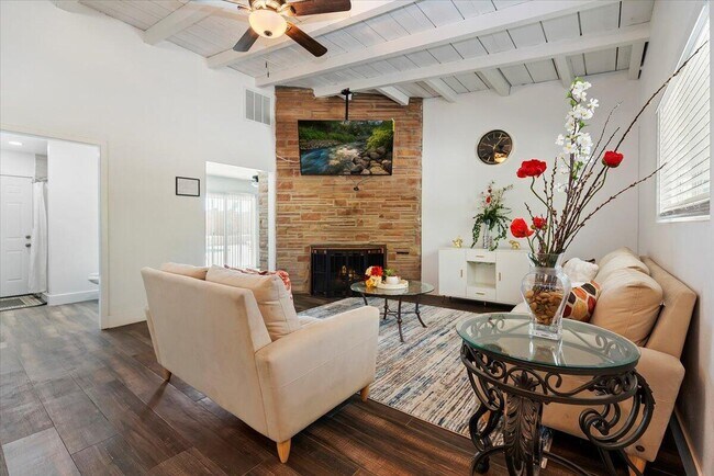 Building Photo - 32300 Shadow Mountain Ln