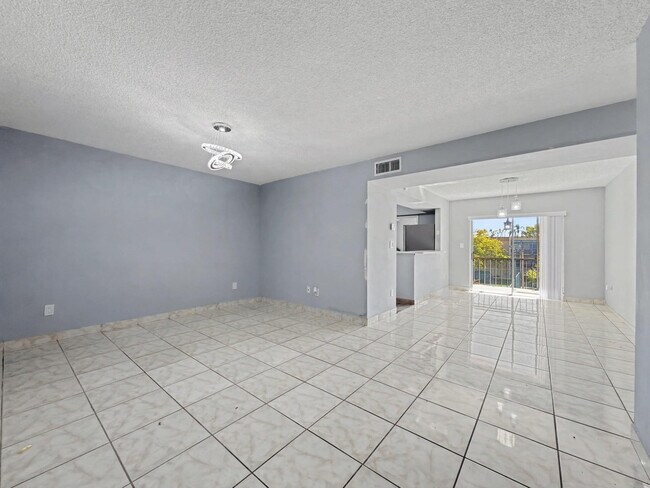 Building Photo - 8401 SW 107th Ave