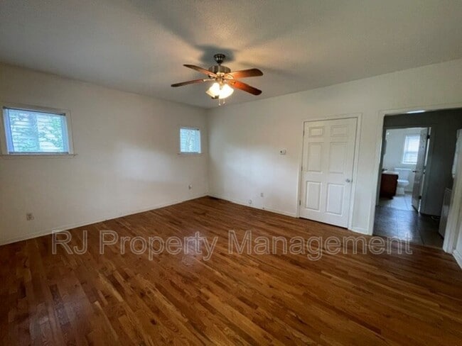 Building Photo - 641 S Greer St