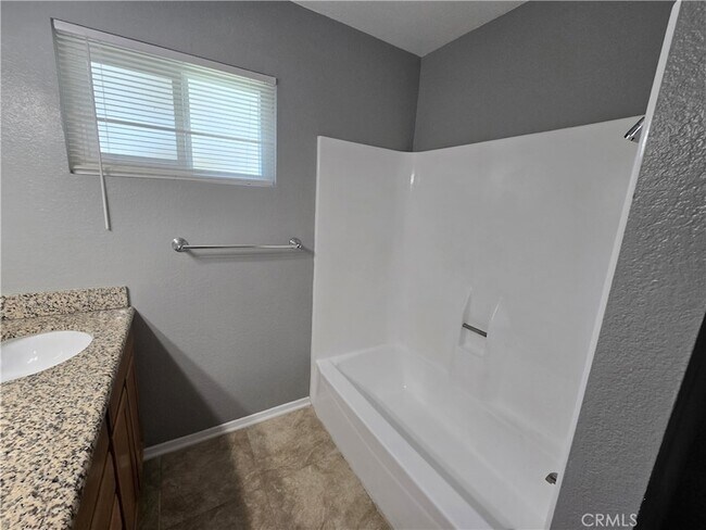 Building Photo - 1965 E Coulston St