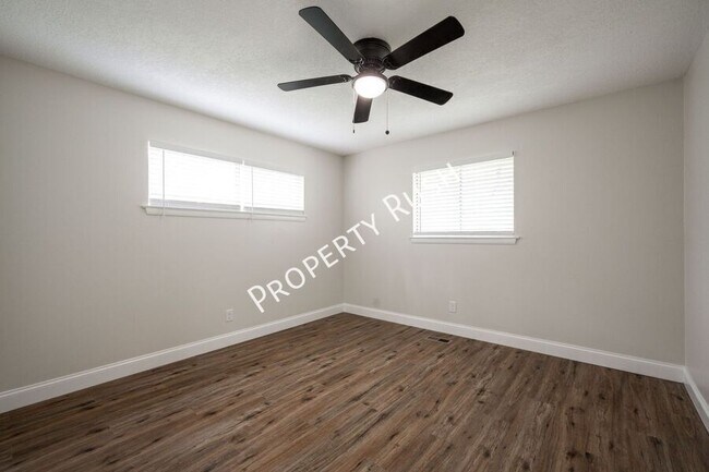 Building Photo - 7716 Nautical Way