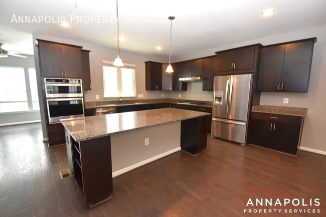 Building Photo - 7736 Cresap Ln