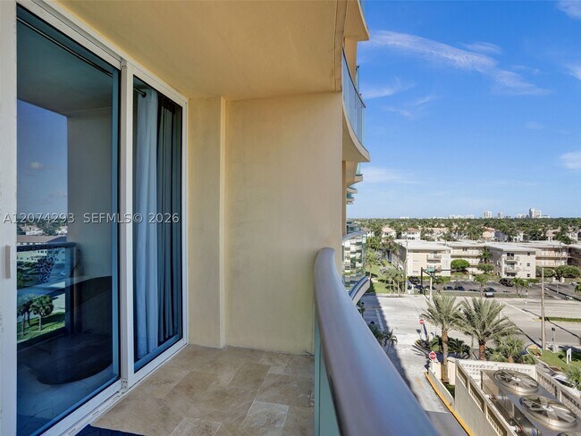 Building Photo - 2501 S Ocean Dr
