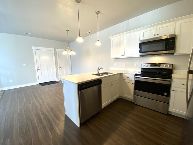 Building Photo - 4216 McKellen Dr