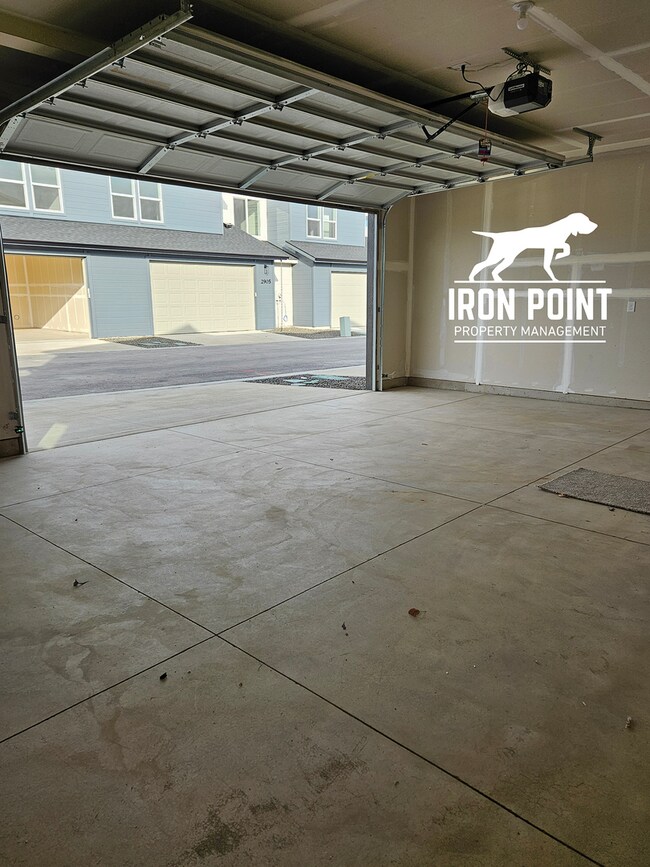 Building Photo - Brand New Never Lived-In 3-Bed, 2.5-Bath Townhome in Caldwell, ID – Available Now!