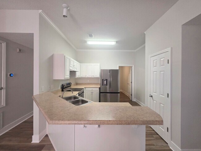 Building Photo - 5008 Orlando Ct