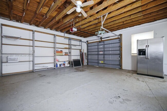 Building Photo - 2300 S Miami Ave