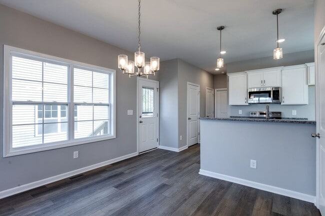 Building Photo - 1 Year of FREE Alarm Monitoring! 3 Bedroom with 2 Baths!