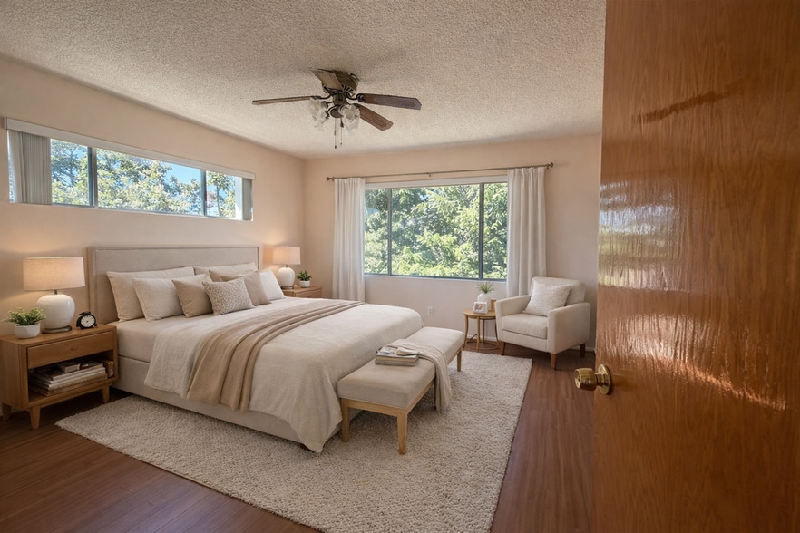 Building Photo - 802 Fischer St