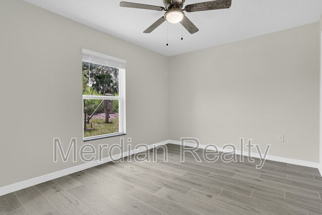 Building Photo - 2315 Fox Hollow Dr