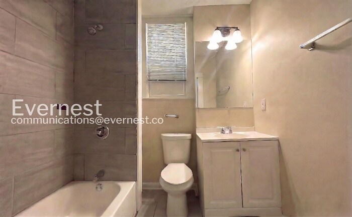 Building Photo - 2120 47th Place Ensley