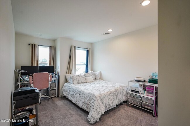 Building Photo - 7707 Cottage Cove Way