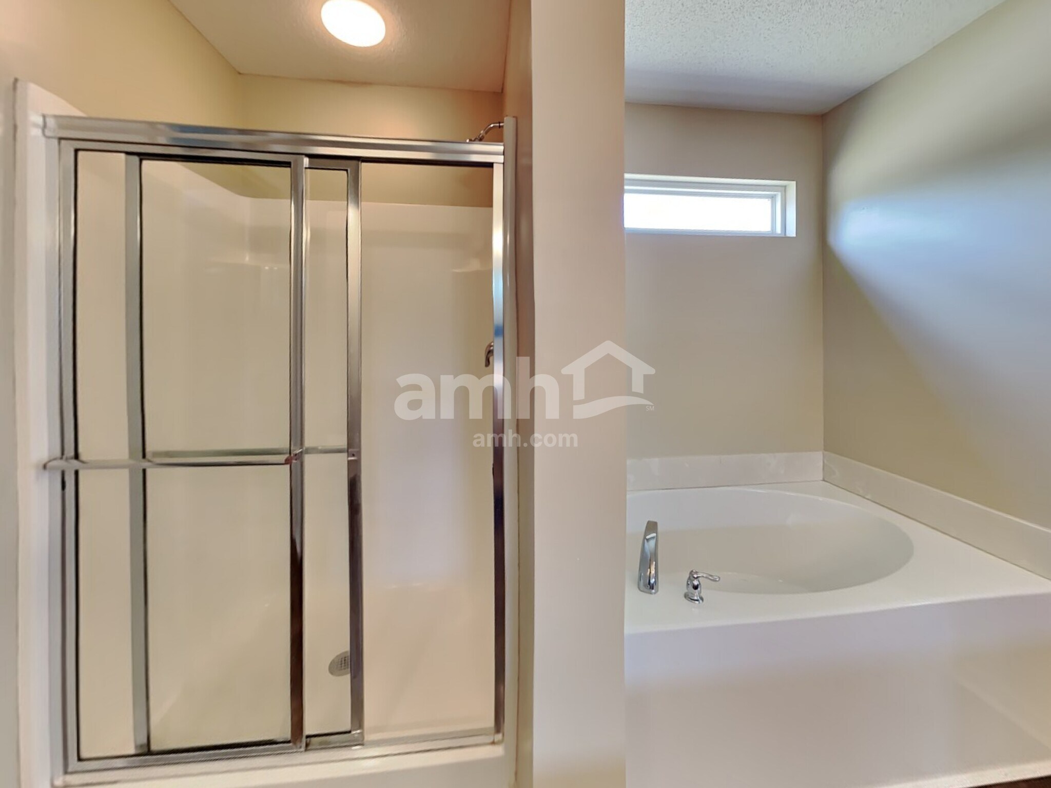 Building Photo - 7343 Hampton Valley Cv