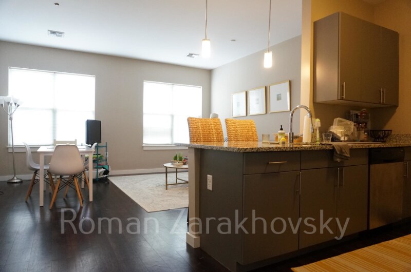 Building Photo - 40 Bonair St