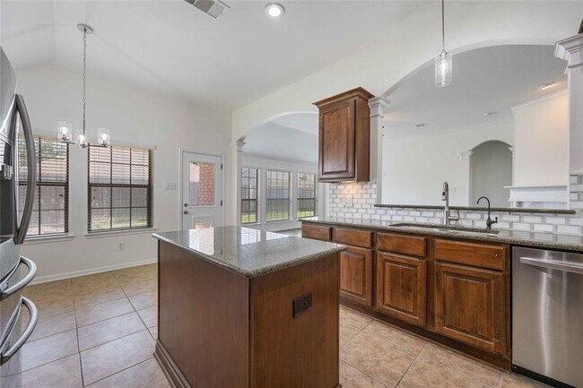 Building Photo - 2301 Shadow Canyon Ct