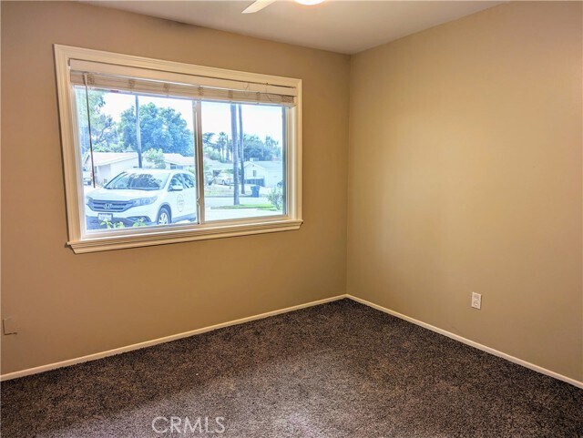 Building Photo - 533 Esther Way