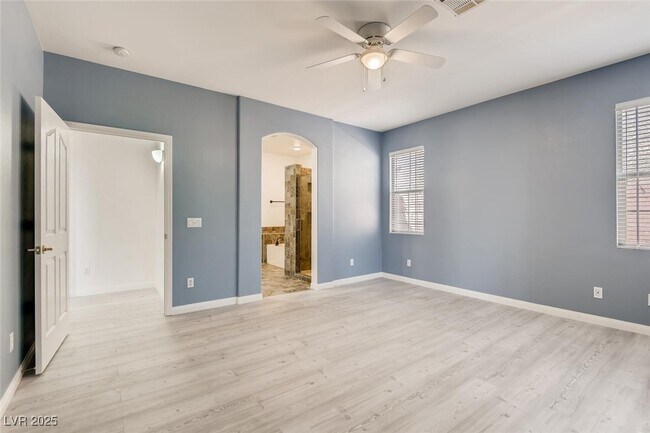 Building Photo - 3594 Driving Range St