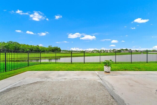 Building Photo - 9821 Bennington Chase Dr