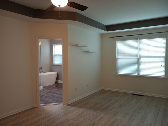 Building Photo - 8324 Tassel Ct