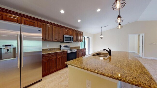 Building Photo - 4851 Kennett St