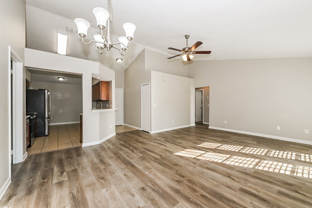 Building Photo - 11548 Treasury Cir S