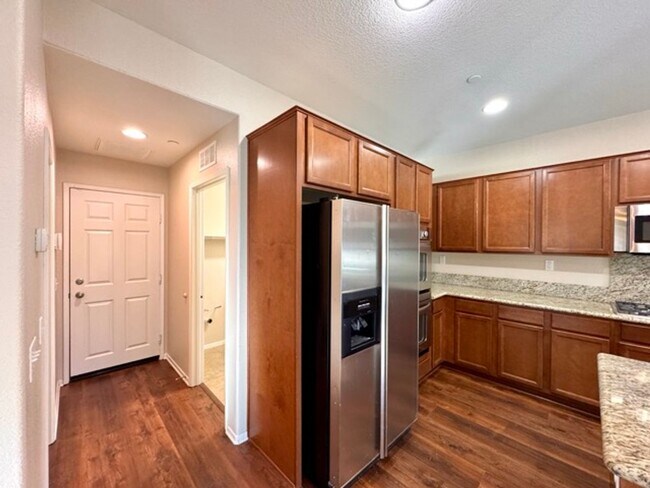 Building Photo - Beautiful Redhawk home located directly ac...
