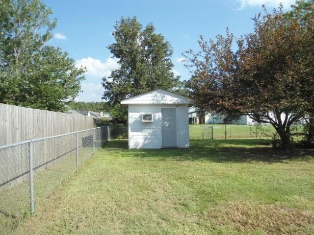 Building Photo - Spacious 3 Bedroom Home-122 Horse Shoe Bend