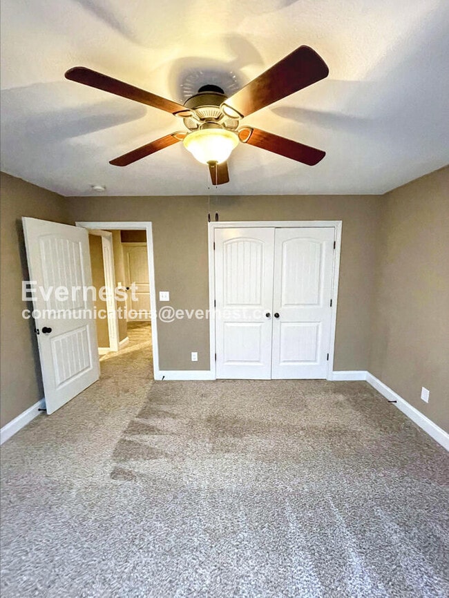 Building Photo - 1508 Green Grove Way