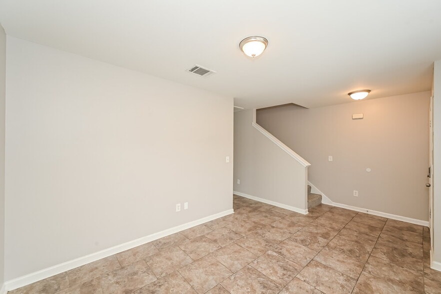 Building Photo - 8043 Logan Dr