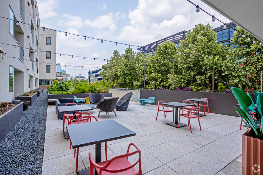 Rooftop Lounge - Talavera Lofts