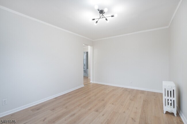 Building Photo - 71 Broad St