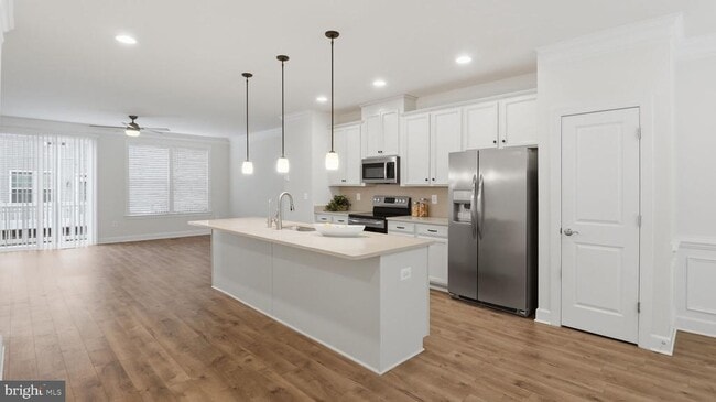Building Photo - 13806 Litespeed Way