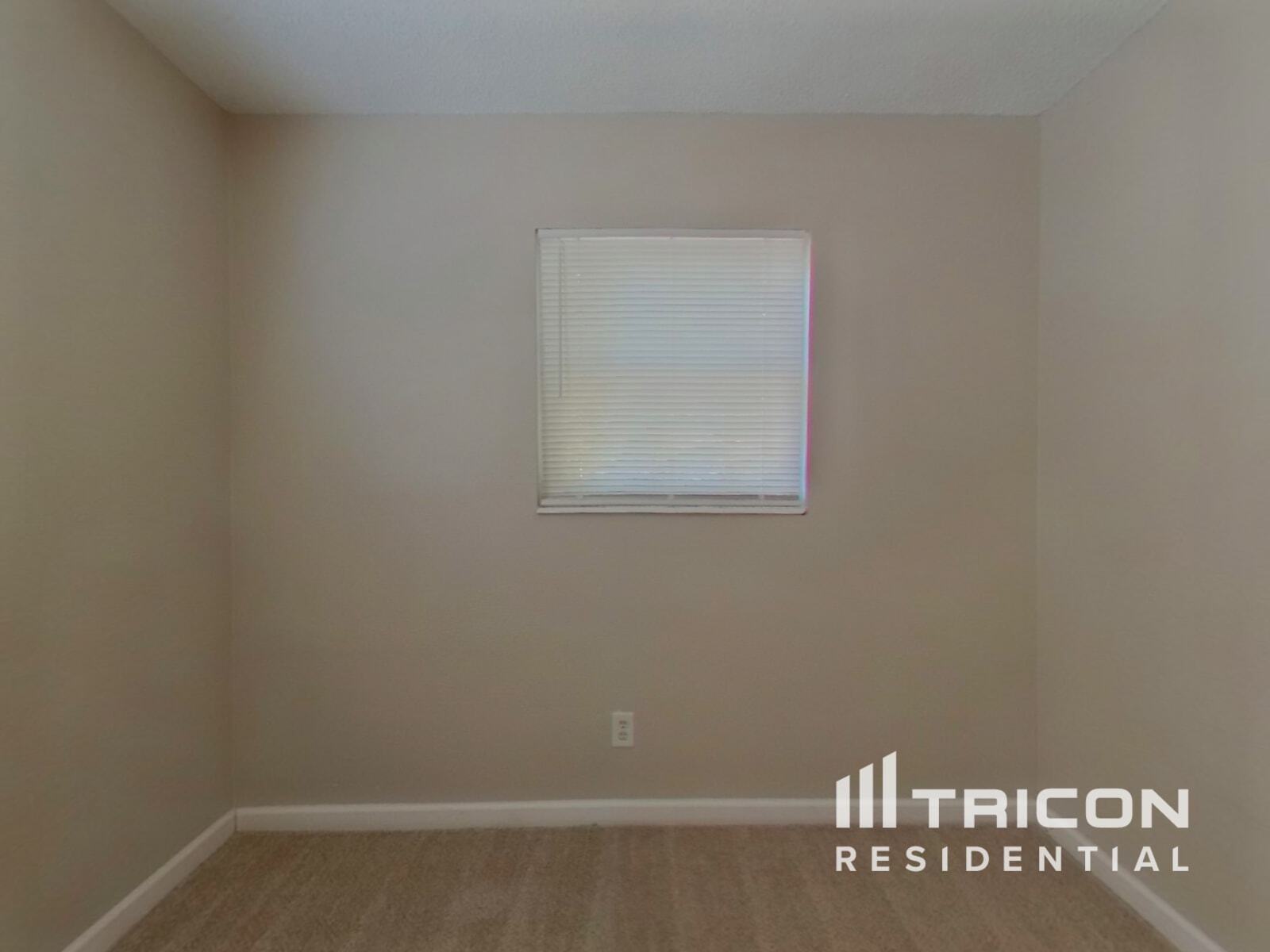 Building Photo - 15375 Hopedale Ln