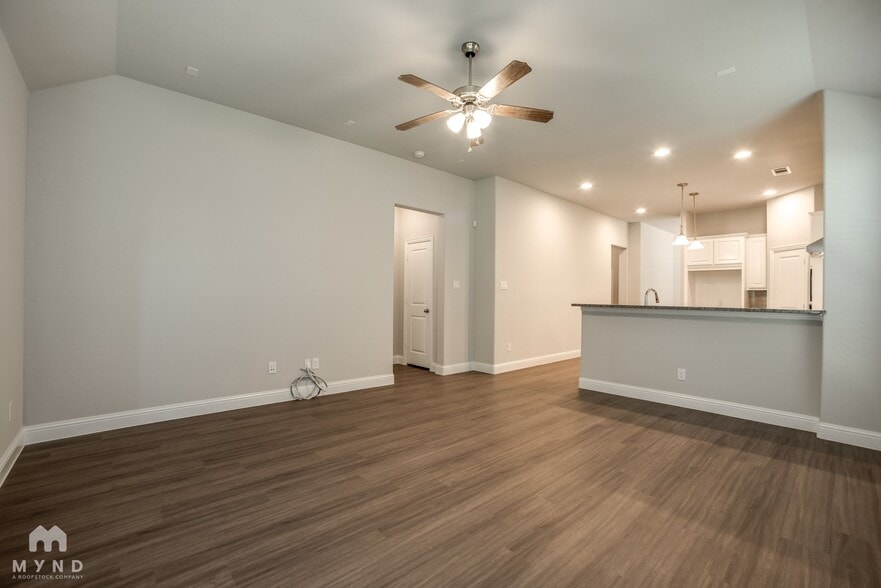 Building Photo - 3313 King Yon Wy